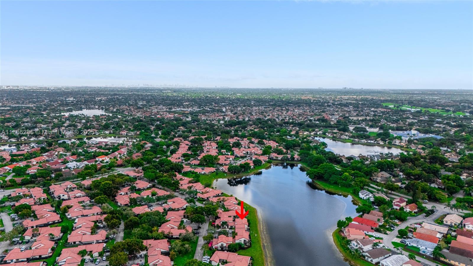 LAKES MEADOW VILG HOMES C - Residential