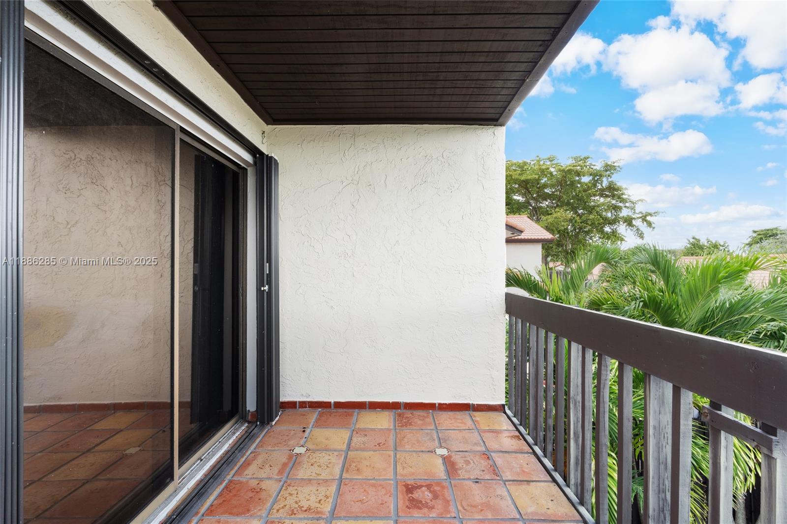 LAKES MEADOW VILG HOMES C - Residential