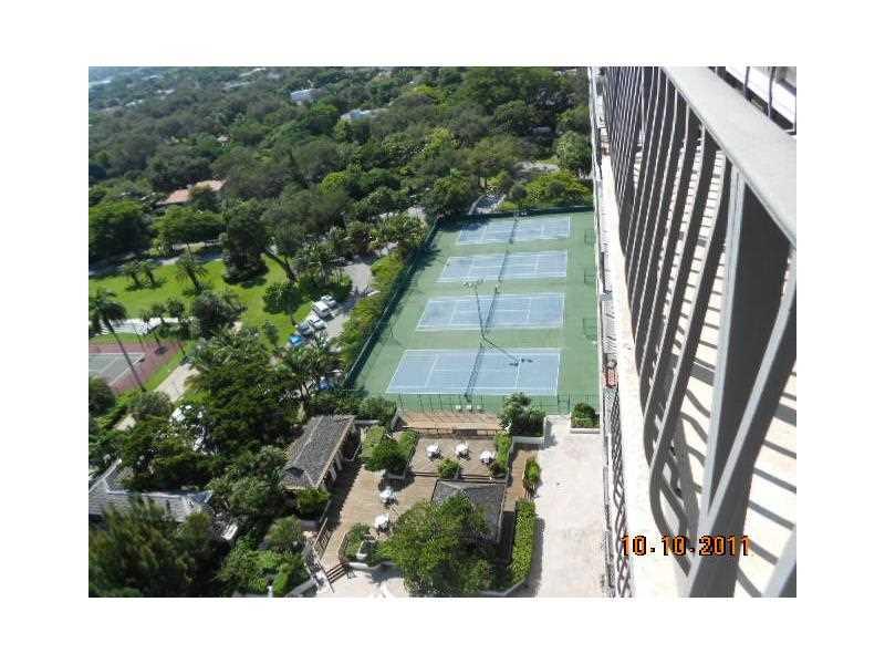 THE PALM BAY YACHT CLUB C - Residential Lease