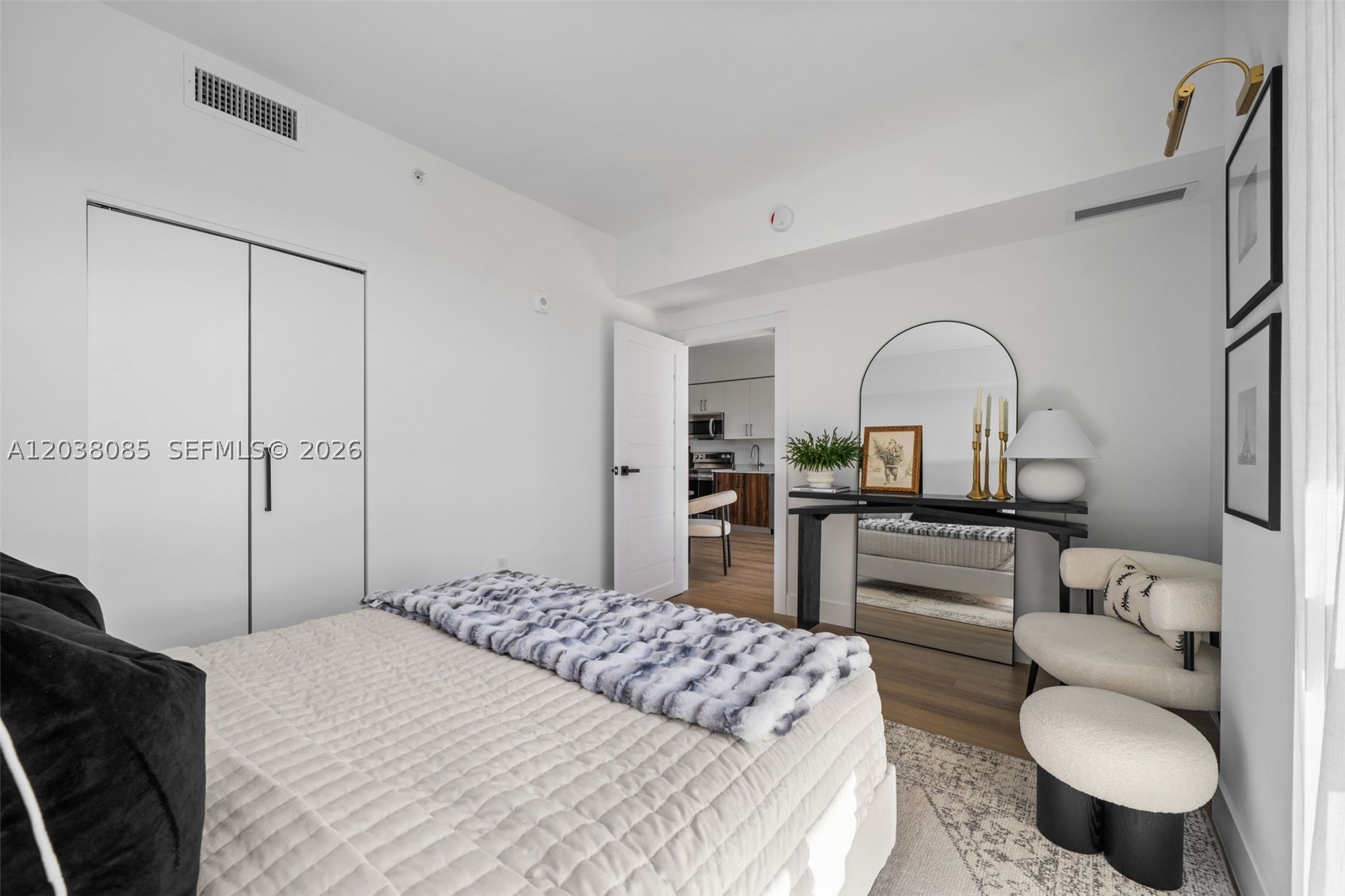 Aventura Quattro - Residential Lease
