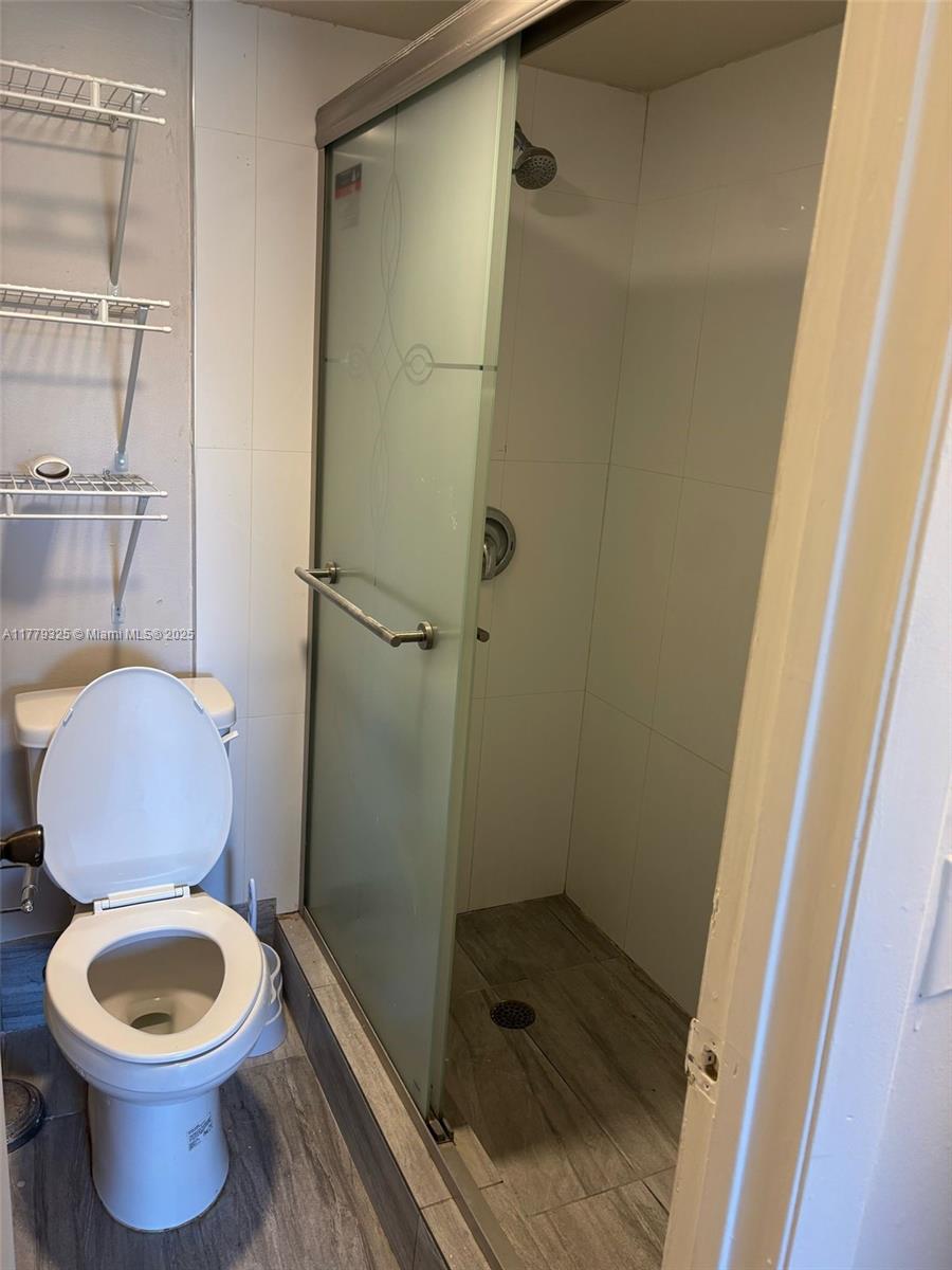 VERANO AT MIRAMAR CONDO - Residential Lease