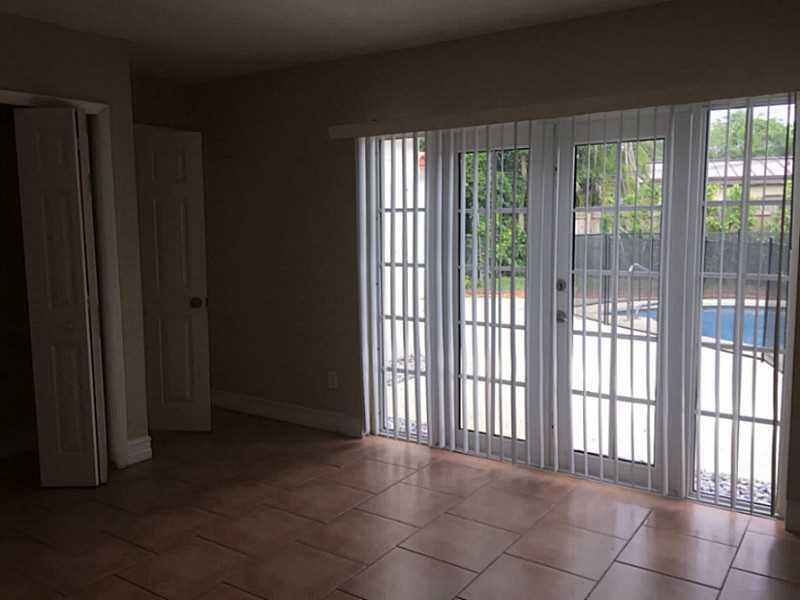 DEER-POMP ESTATES 40-49 B - Residential Lease