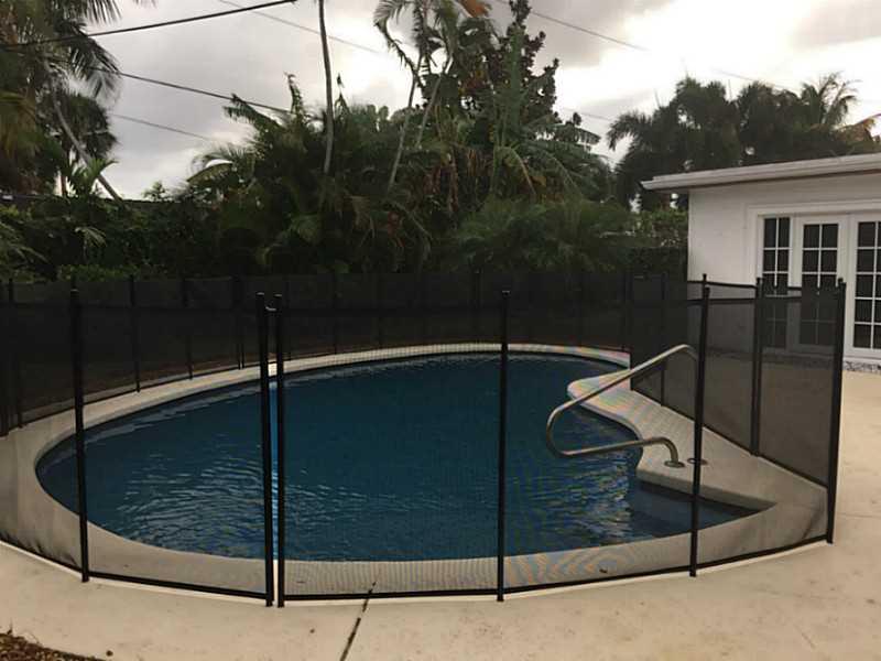 DEER-POMP ESTATES 40-49 B - Residential Lease