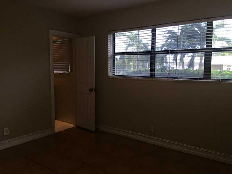 DEER-POMP ESTATES 40-49 B - Residential Lease