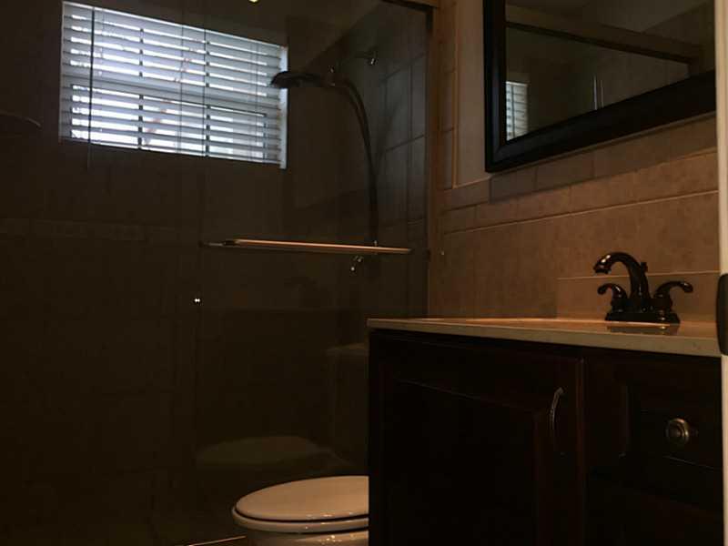 DEER-POMP ESTATES 40-49 B - Residential Lease