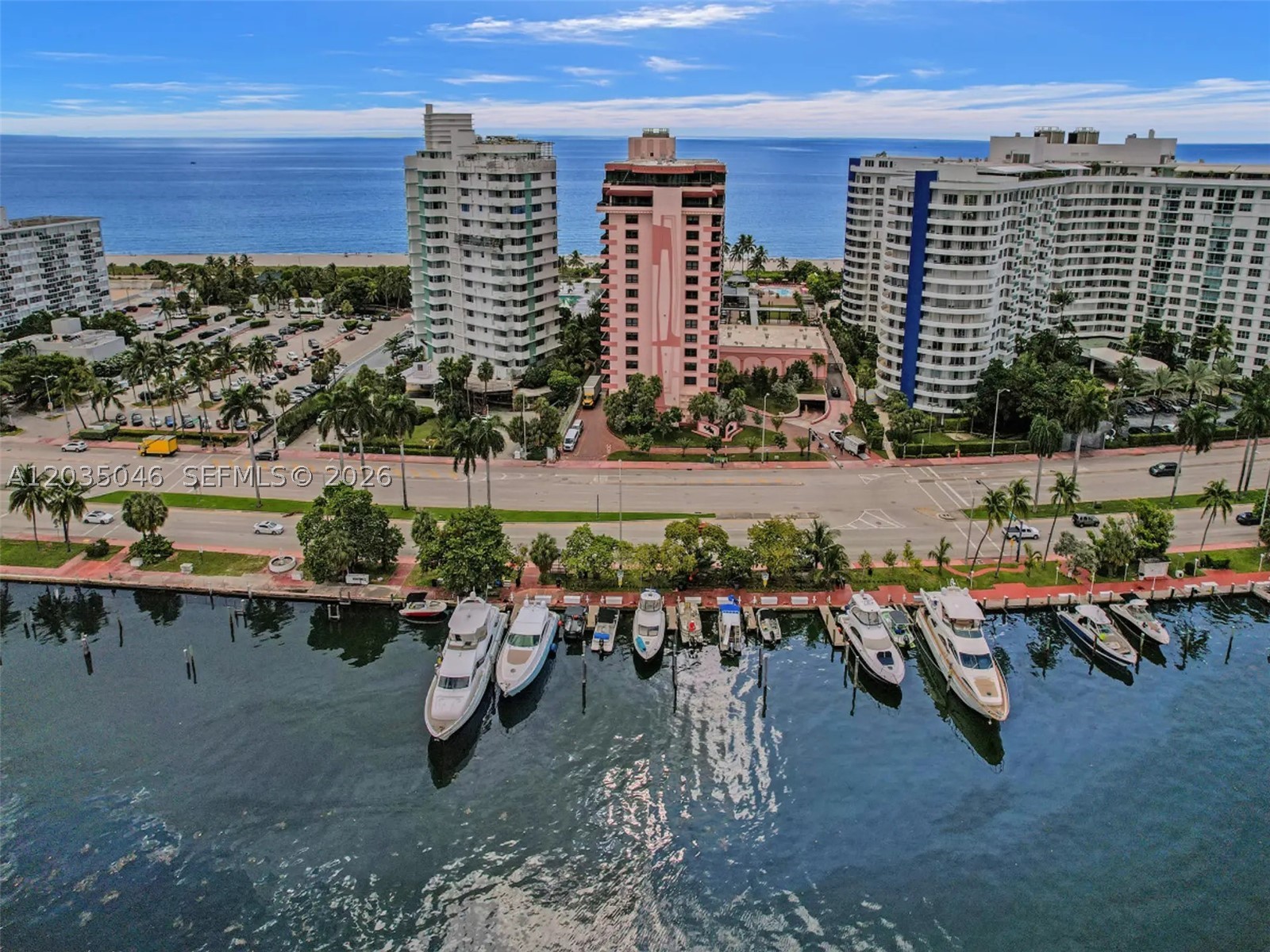 THE ALEXANDER CONDO - Residential