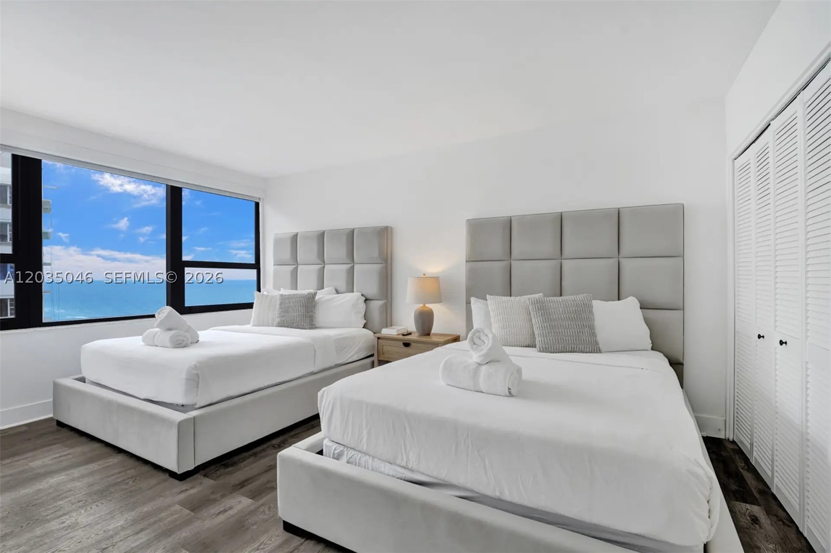 THE ALEXANDER CONDO - Residential