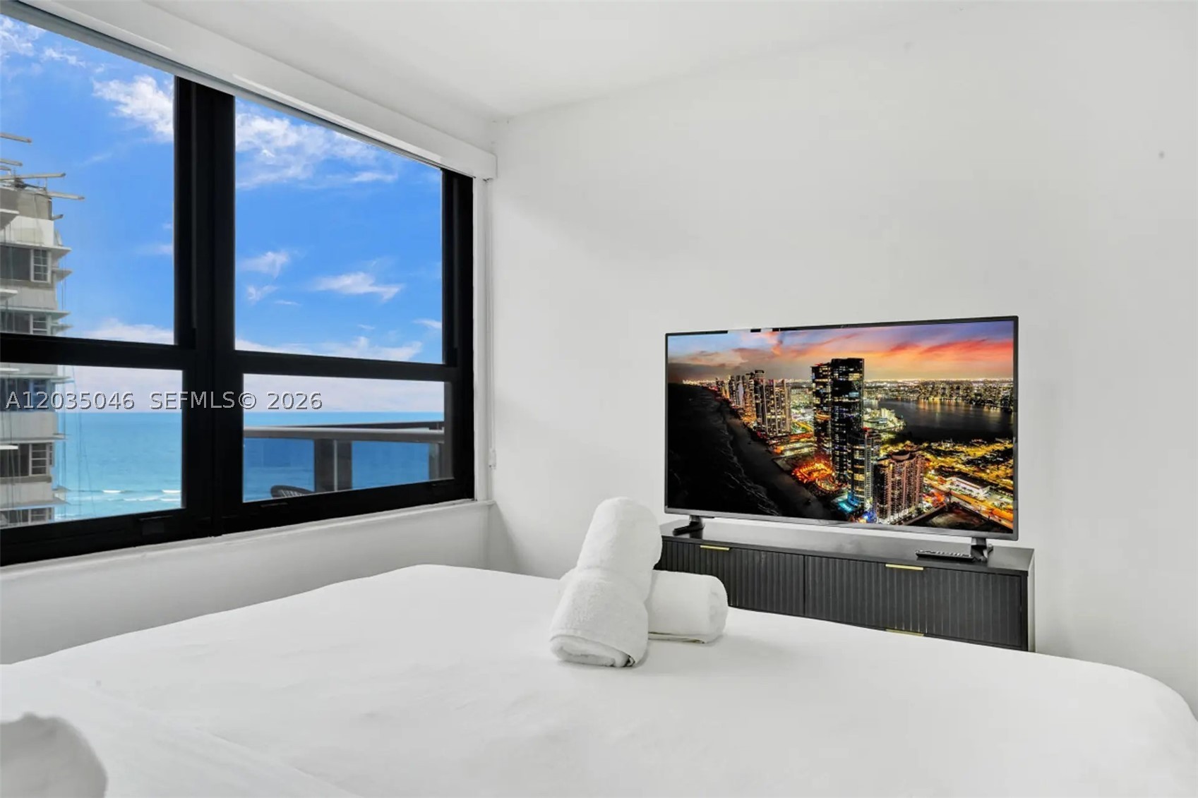 THE ALEXANDER CONDO - Residential