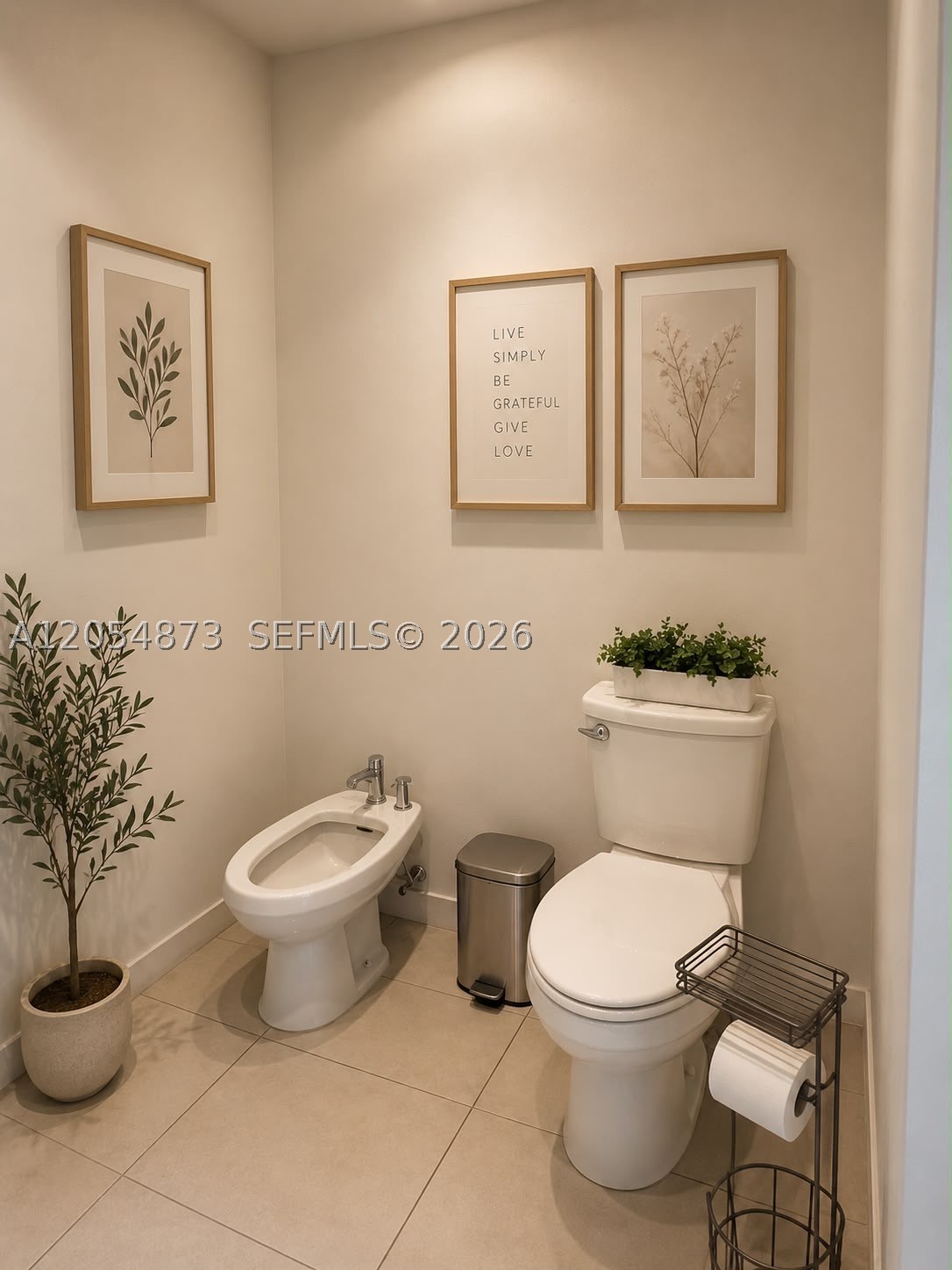 GRAND BAY COMMONS SOUTH - Residential Lease