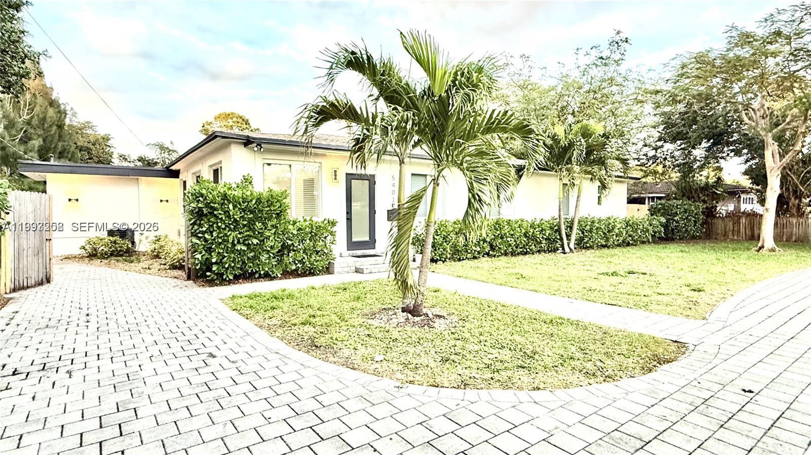 PLANTATION - Residential