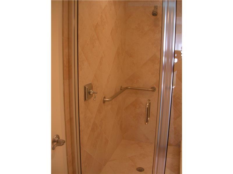 ANDALUSIA CONDO RESIDENCE - Residential Lease