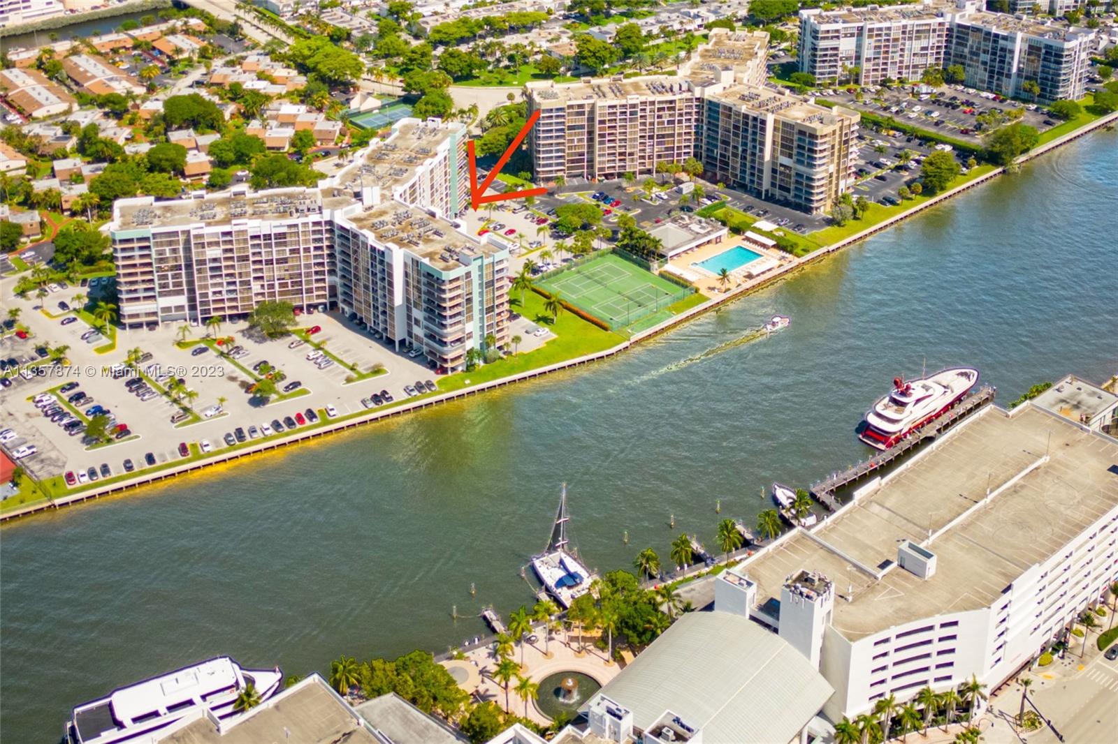 TOWERS OF OCEANVIEW EAST - Residential