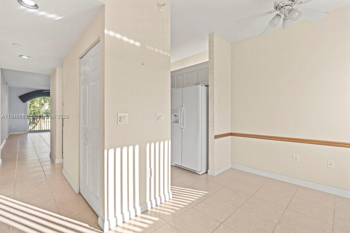 SOUTHAMPTON CONDOMINIUM - Residential