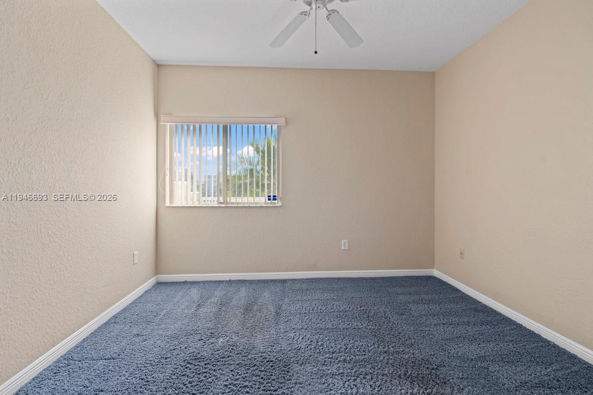 SOUTHAMPTON CONDOMINIUM - Residential