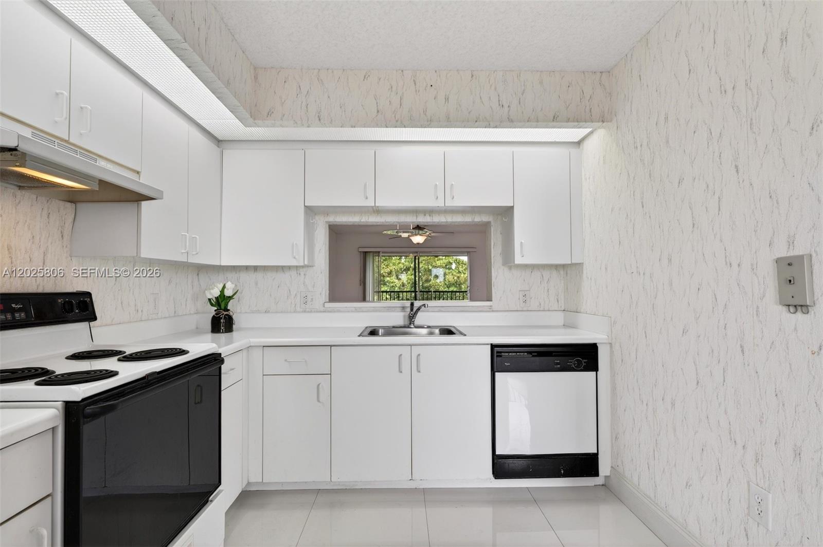 FALMOUTH - Residential Lease