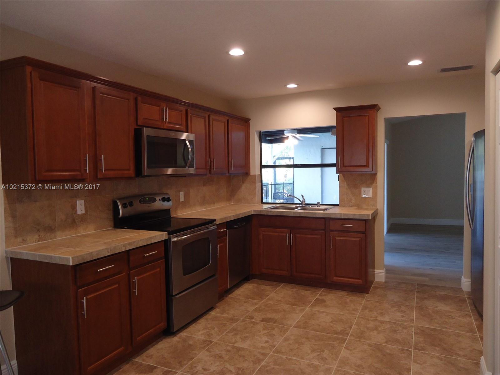 Sandalfoot Estates - Residential Lease