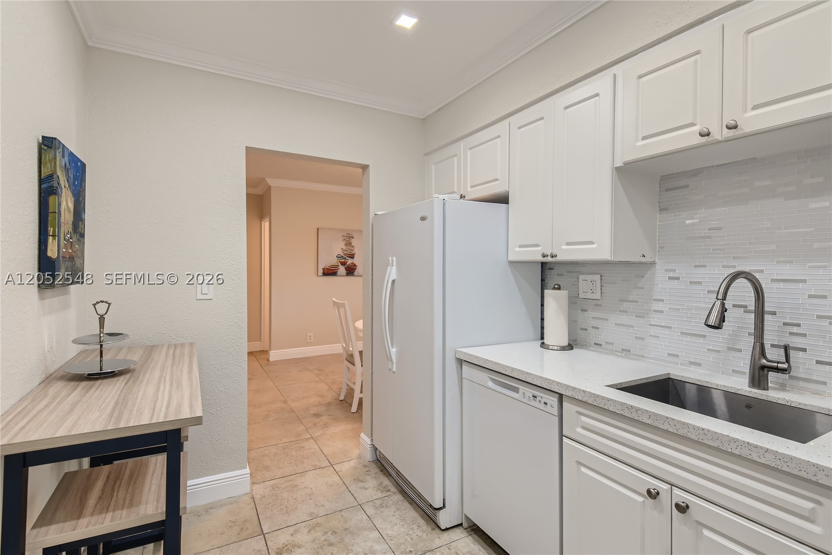 WAVE CONDO - Residential Lease