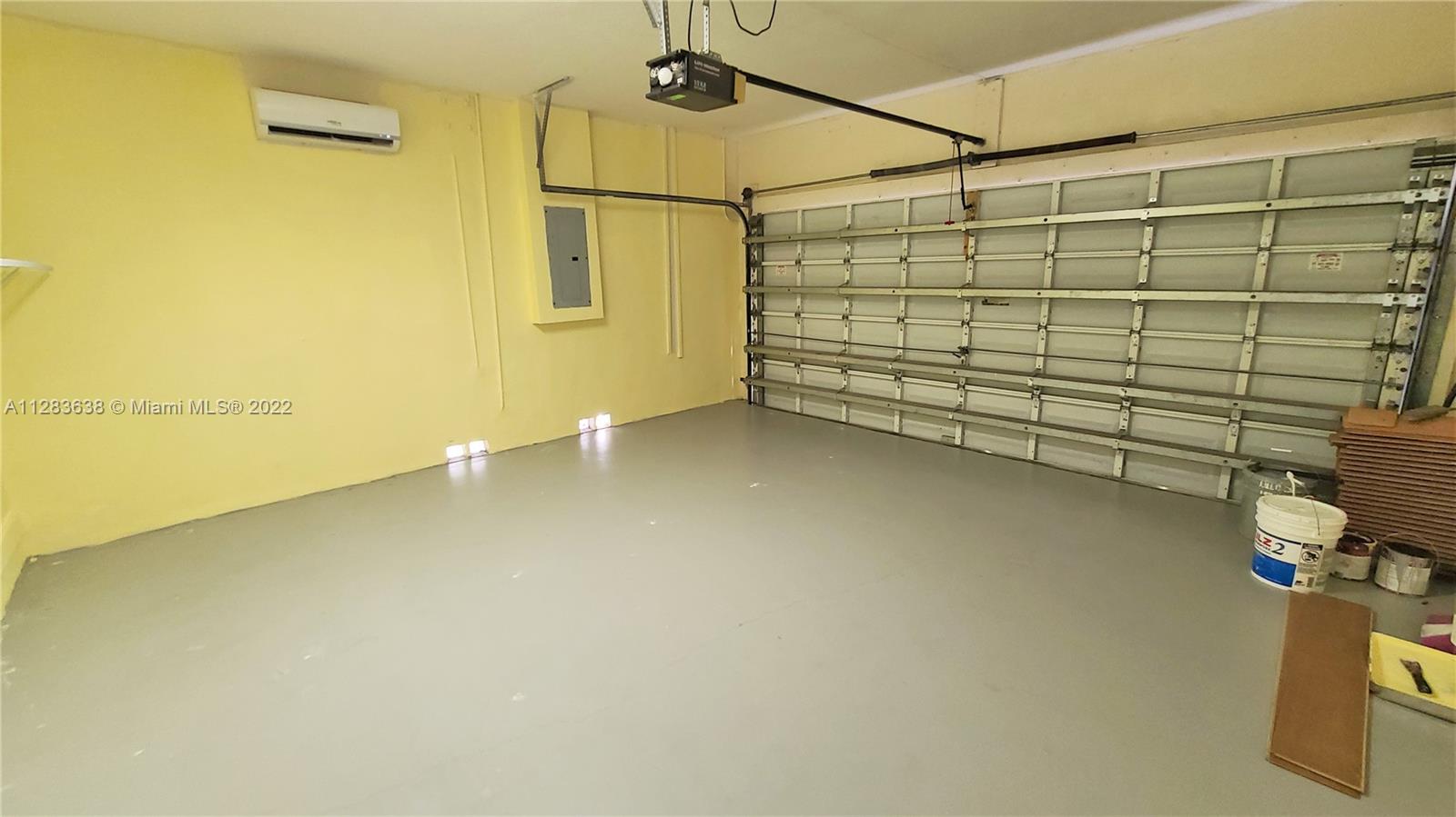 ROSEWAY SUB - Residential Lease