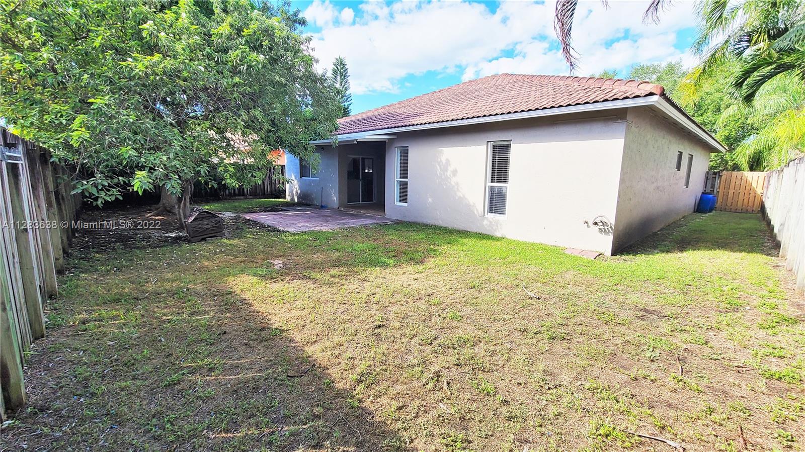 ROSEWAY SUB - Residential Lease