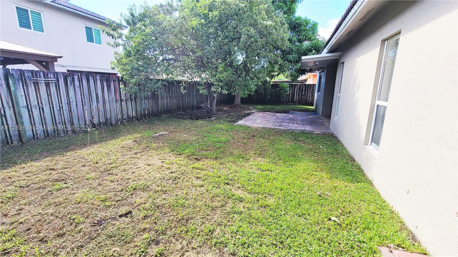 ROSEWAY SUB - Residential Lease