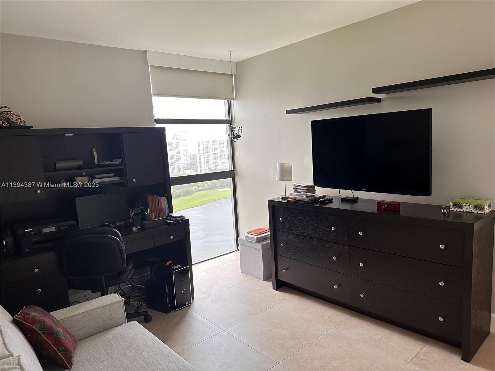 DELVISTA TOWERS CONDO - Residential Lease