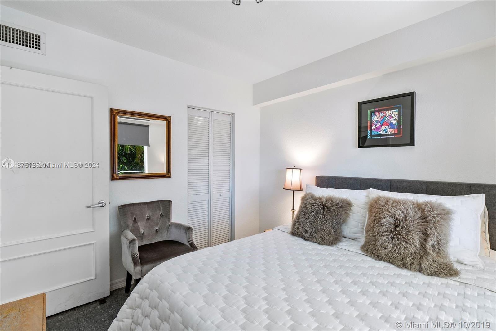 MELROSE APARTMENTS I COND - Residential Lease
