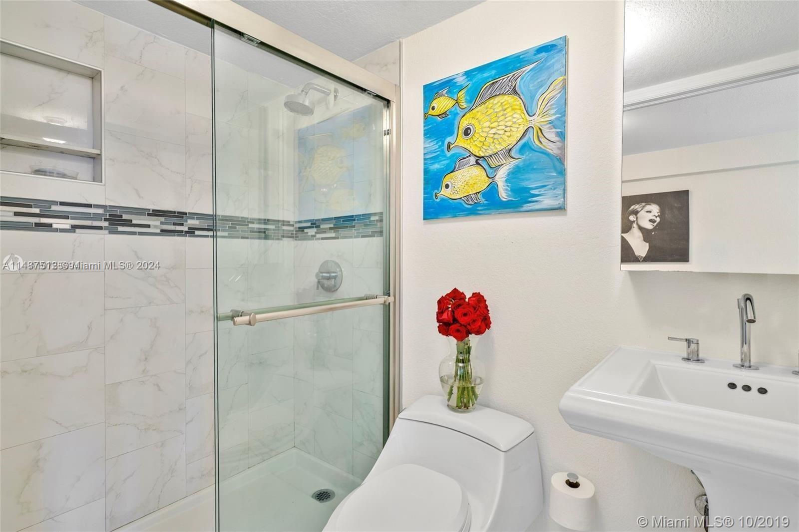 MELROSE APARTMENTS I COND - Residential Lease