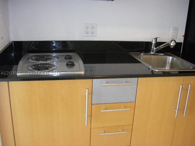 OPERA TOWER CONDO - Residential
