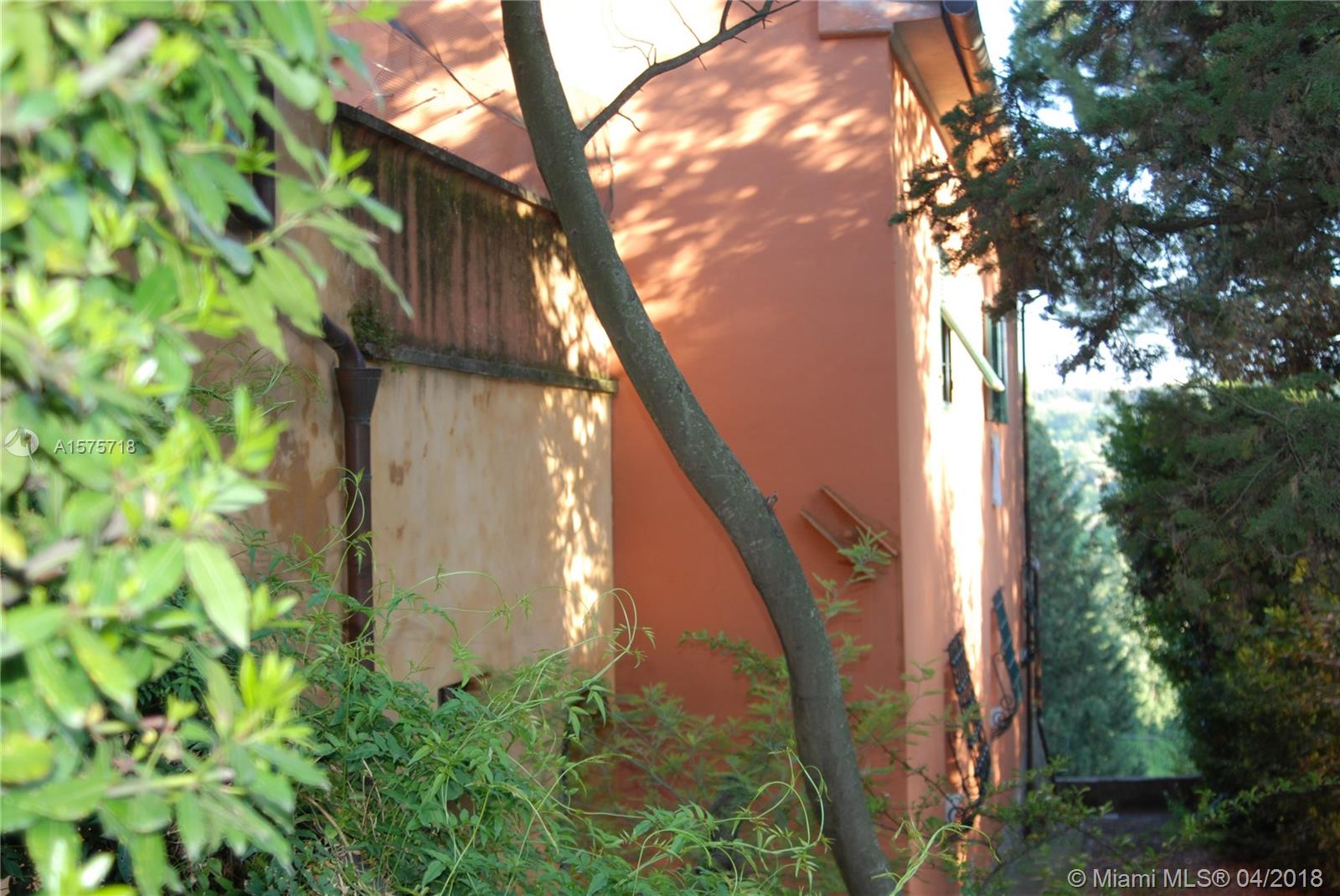 TUSCANY, ITALY - Residential