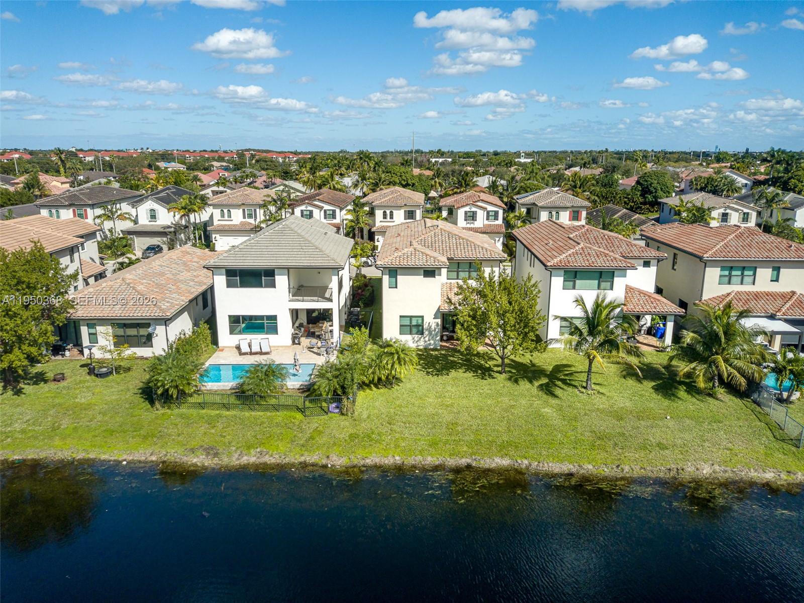 Raintree at Mayfair - Residential