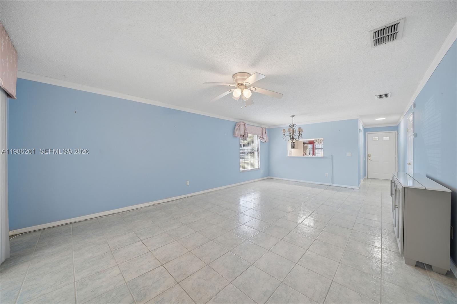 FOREST PARK CONDO - Residential