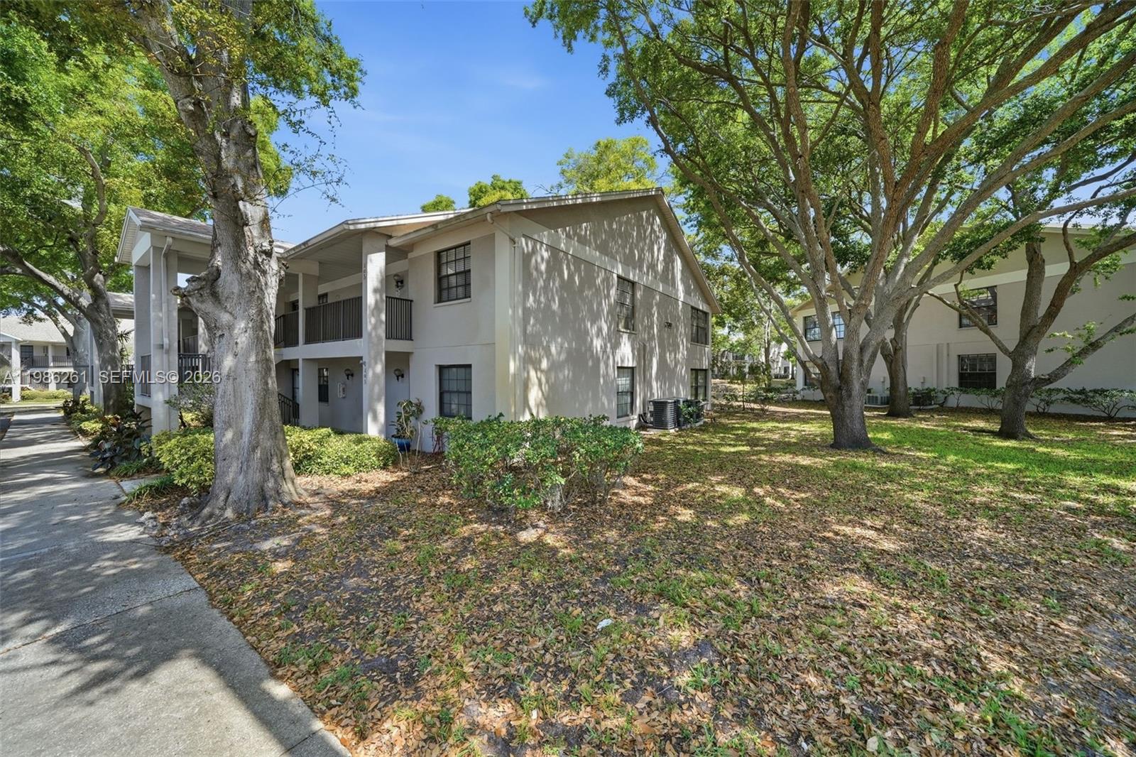 FOREST PARK CONDO - Residential