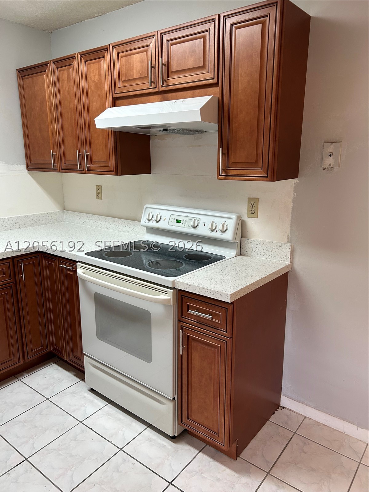 MADISON CONDO - Residential Lease