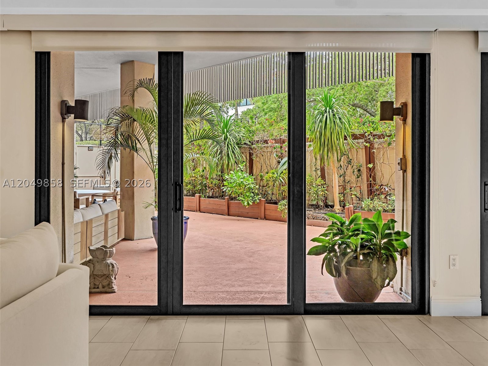 YACHT HARBOUR CONDO - Residential