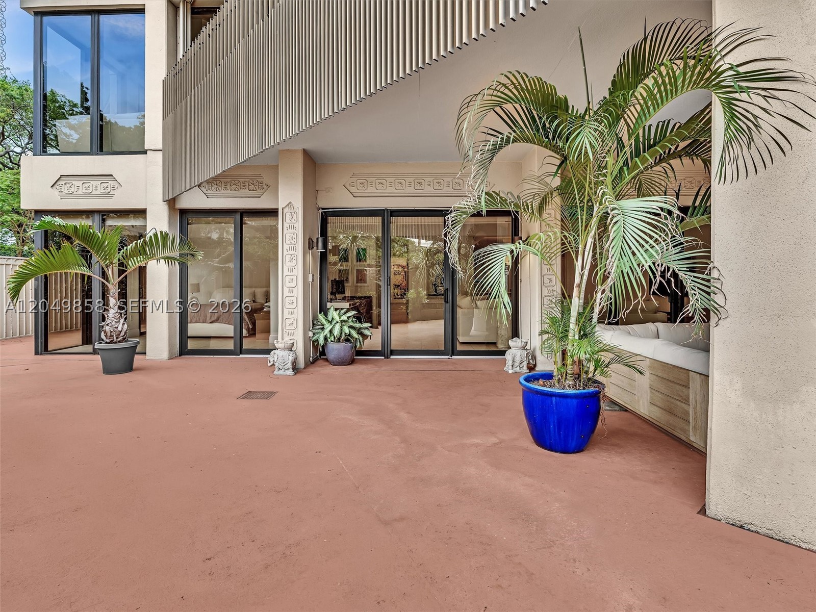 YACHT HARBOUR CONDO - Residential