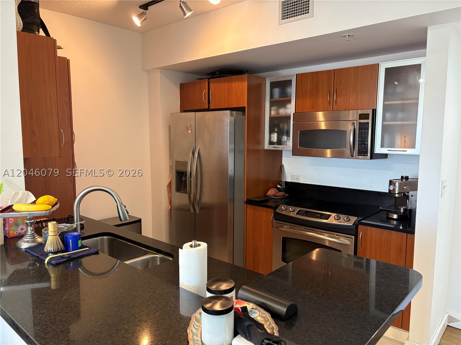 VENTURE AT AVENTURA EAST - Residential