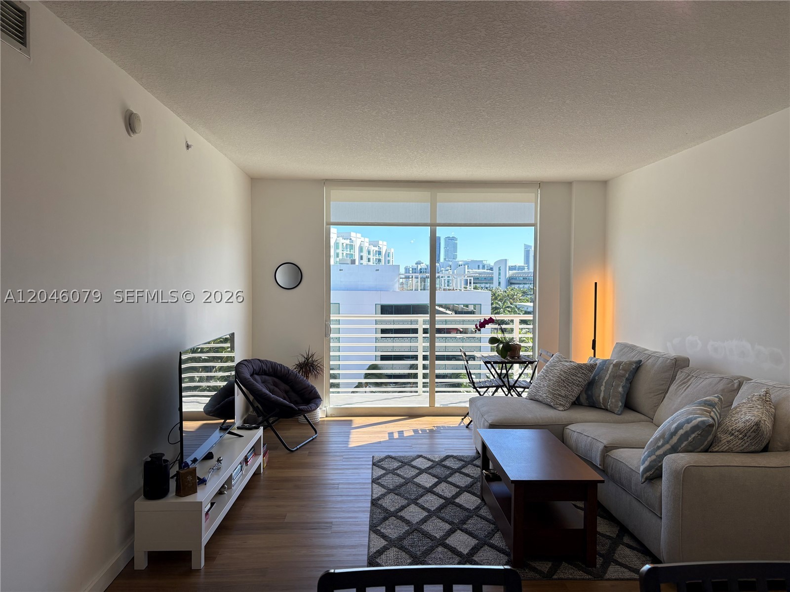 VENTURE AT AVENTURA EAST - Residential