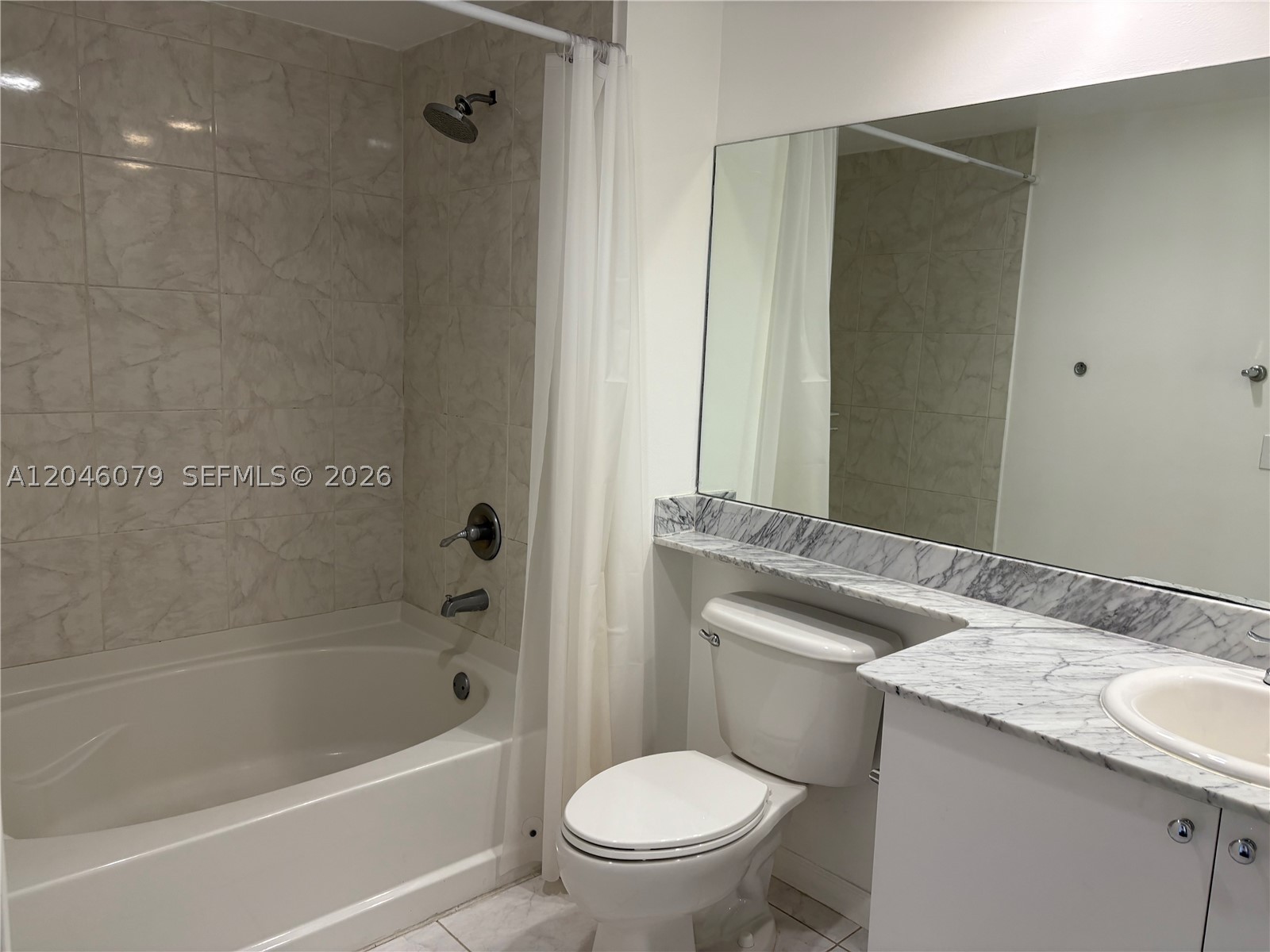 VENTURE AT AVENTURA EAST - Residential