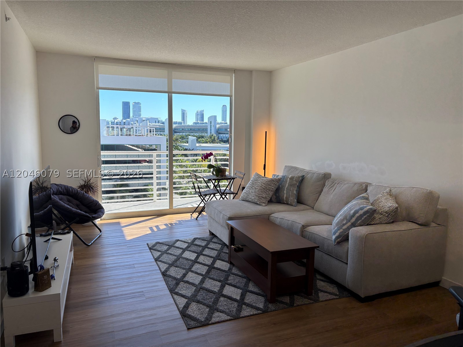 Beautiful 1 bedroom 1 bath for sale at Venture East! Tons of natural light with new laminate floors and expansive city and canal views from your balcony. Newer refrigerator and newer washer/dryer combo inside the unit. Large walk-in closet and 1 assigned parking space included. Venture East is a full service building including 24HR security, valet, gym, 4 pools, movie theater, sauna, club room and so much more. Within Walking distance to groceries, restaurants, shopping and public transportation. In the heart of Aventura! Call today for your private viewing.