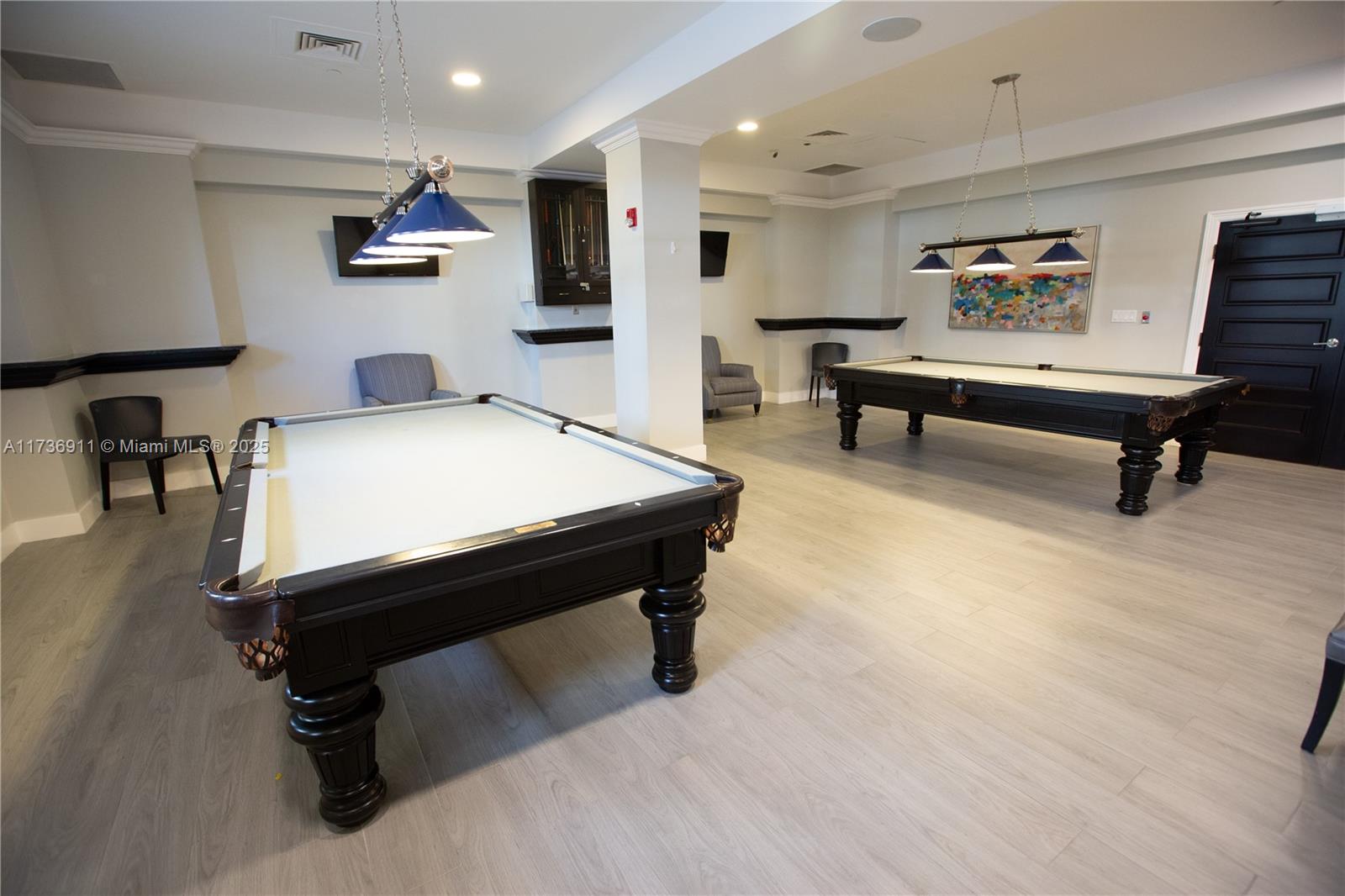 WAVE CONDO - Residential Lease