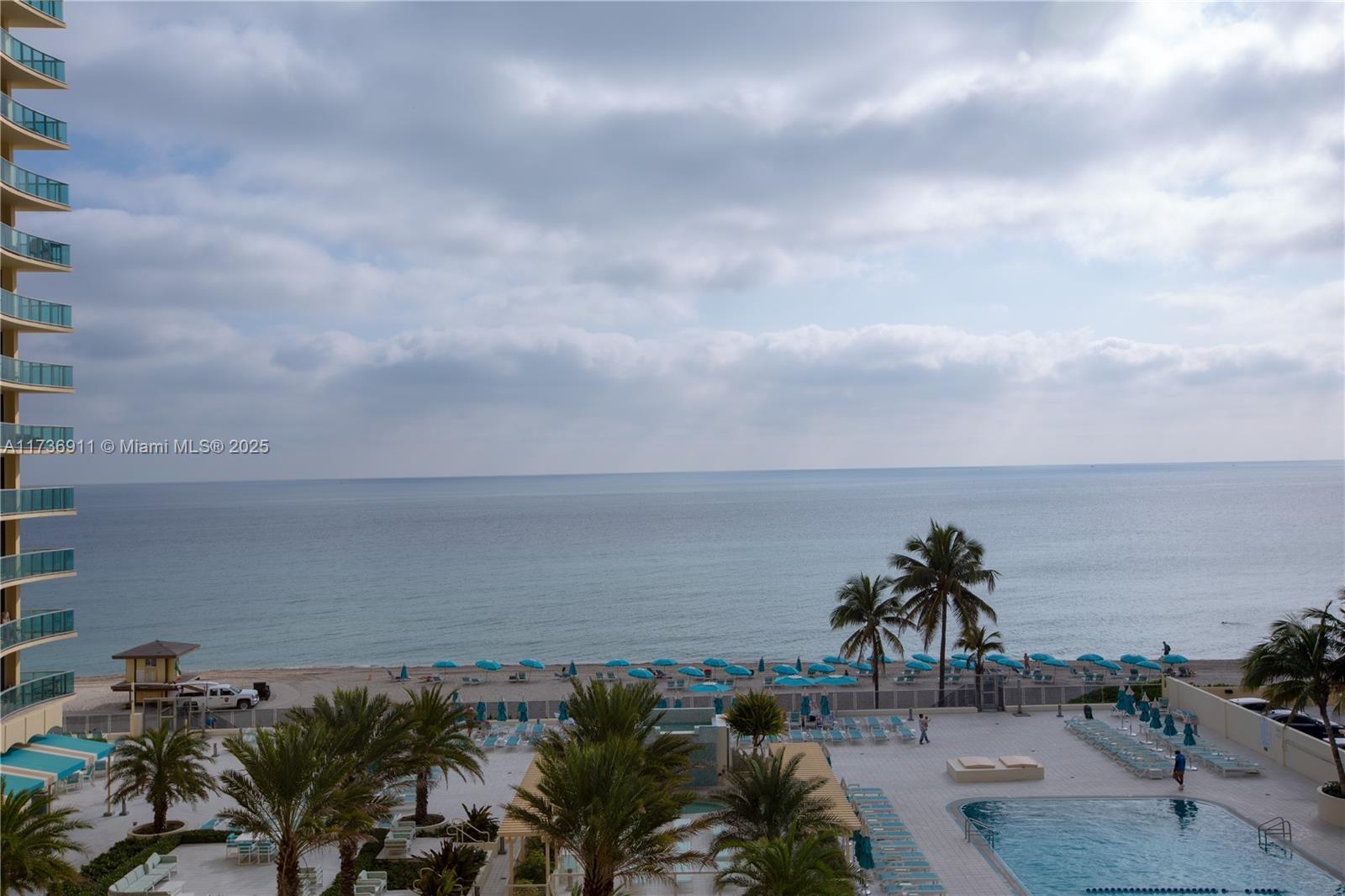 WAVE CONDO - Residential Lease