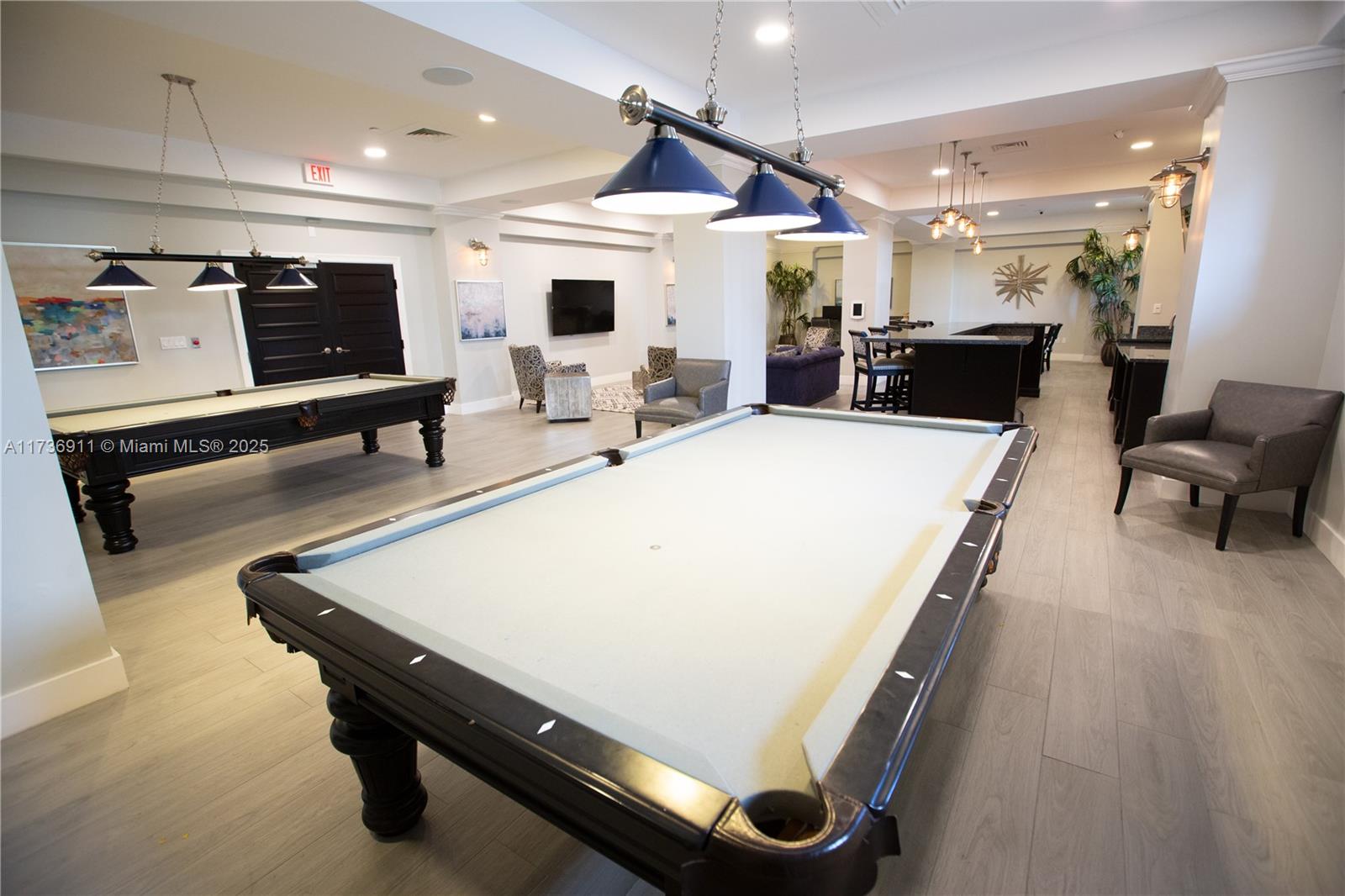 WAVE CONDO - Residential Lease