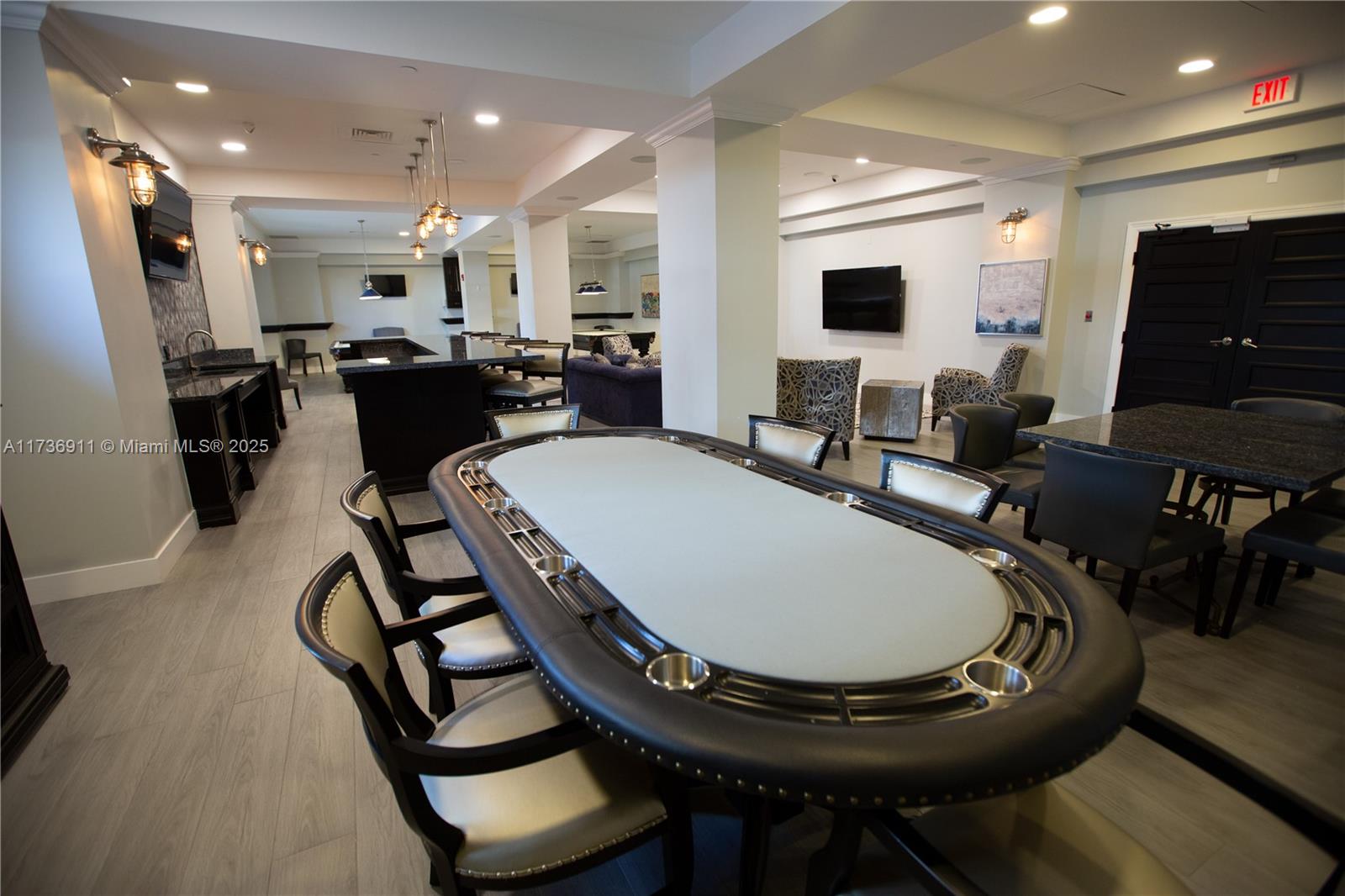 WAVE CONDO - Residential Lease