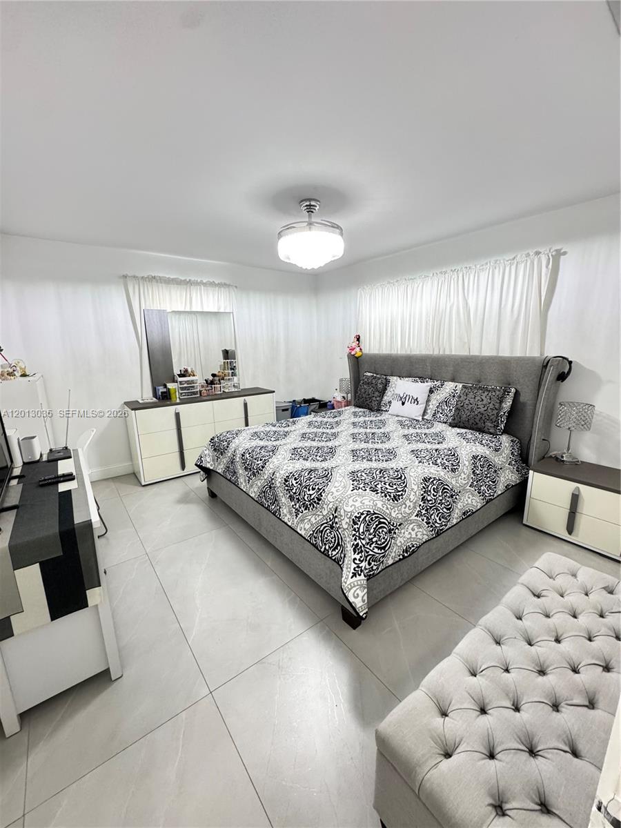 LAKE ORLEANS WEST - Residential