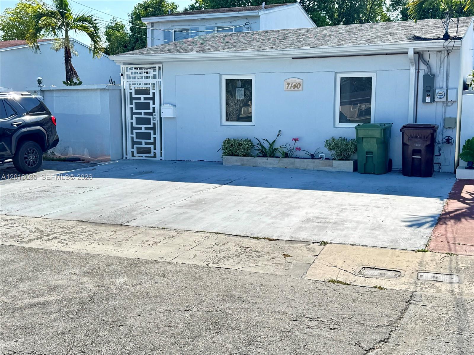 LAKE ORLEANS WEST - Residential