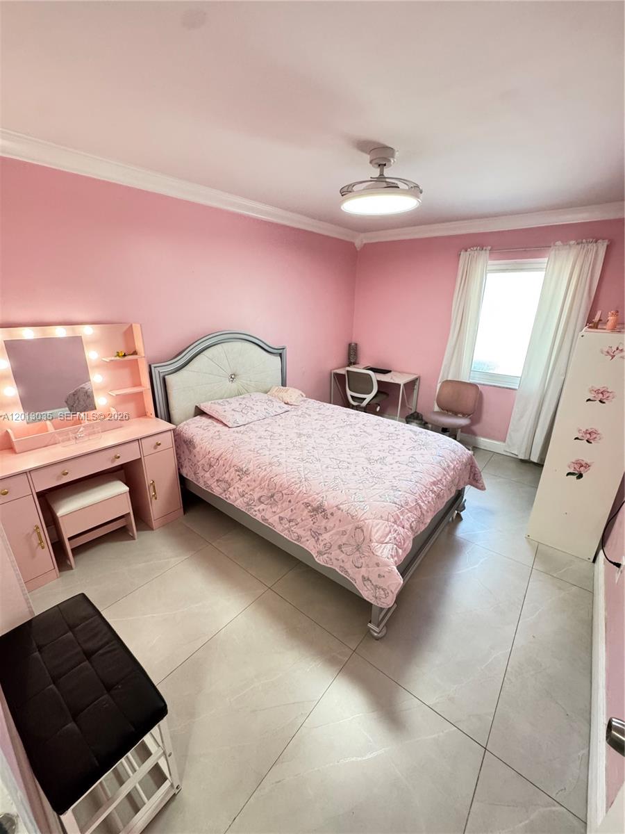 LAKE ORLEANS WEST - Residential