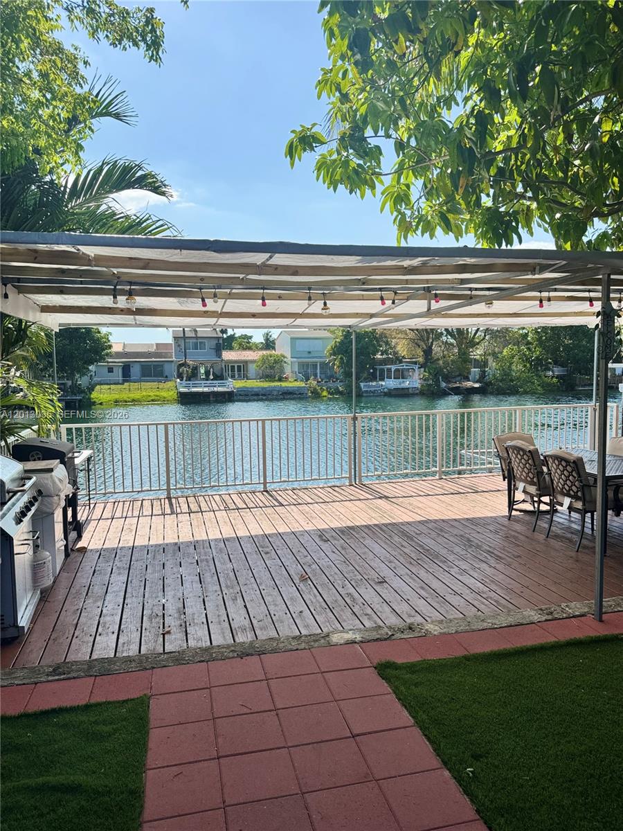 LAKE ORLEANS WEST - Residential