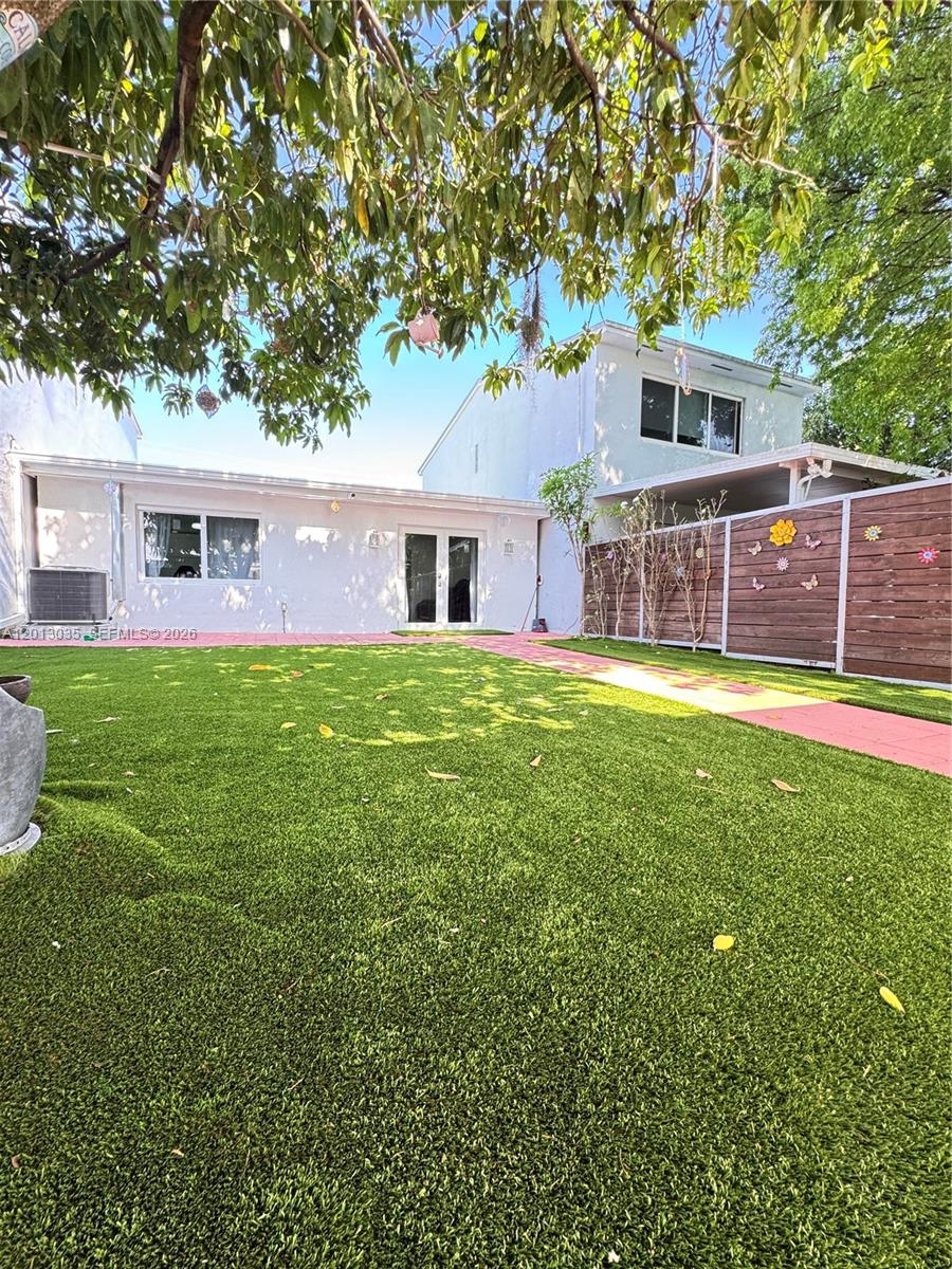 LAKE ORLEANS WEST - Residential