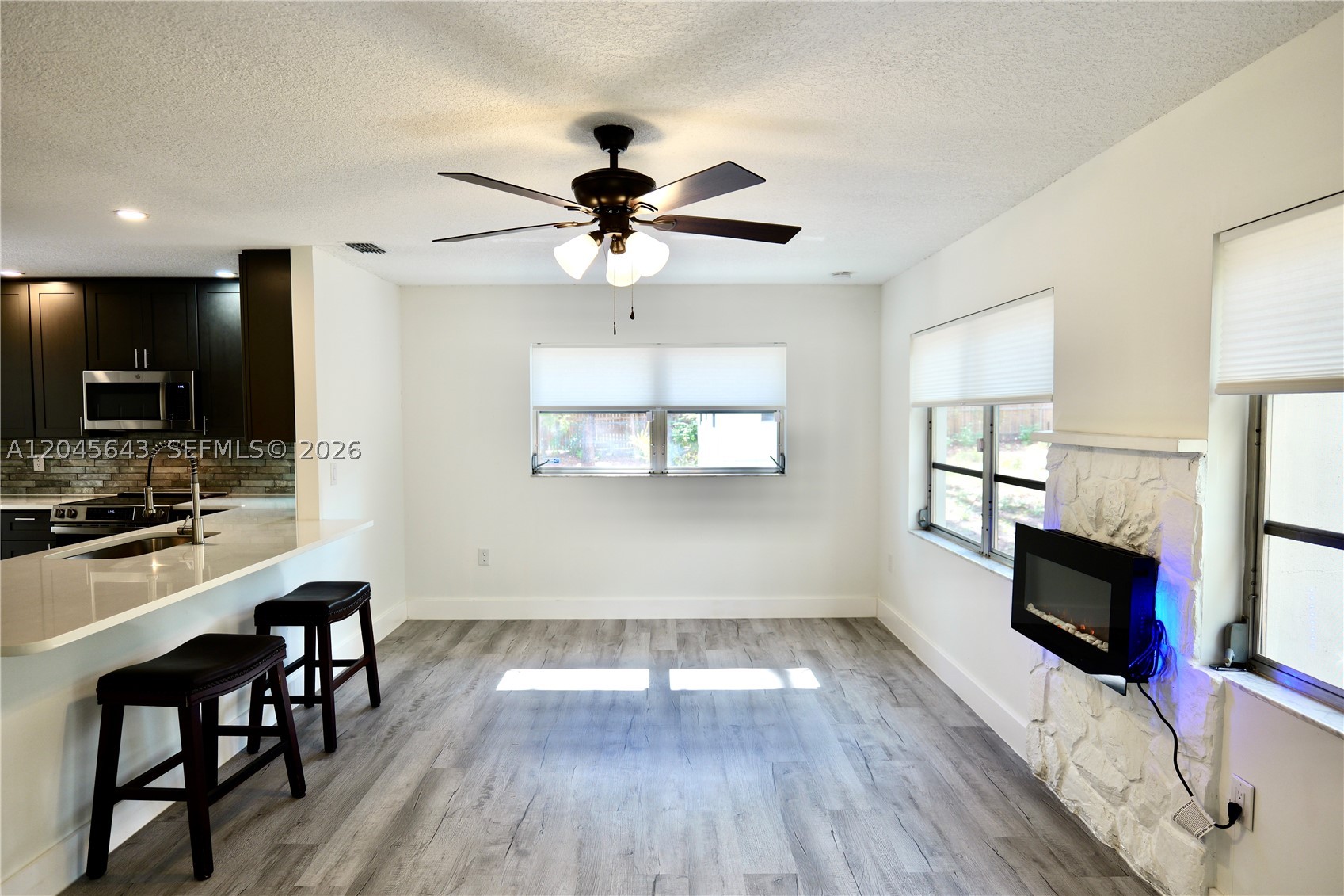 RAINBOW SPRINGS WOODLANDS - Residential
