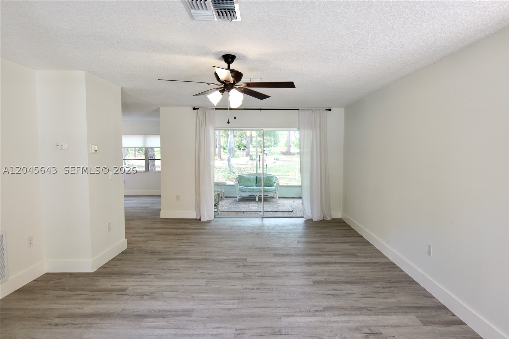 RAINBOW SPRINGS WOODLANDS - Residential